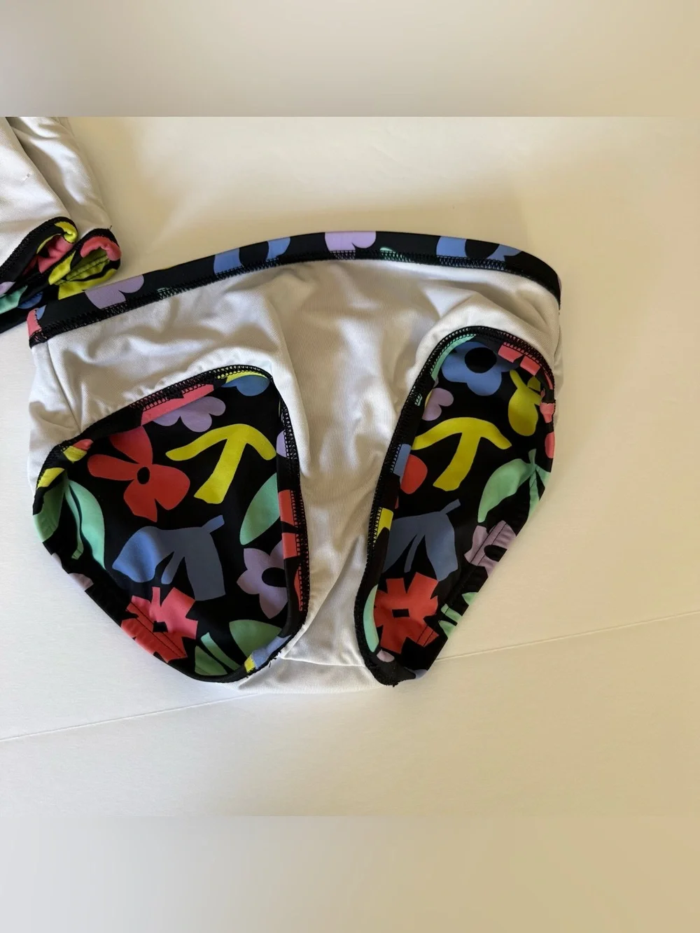 Hanna Andersson Two-Piece Swimsuit Color: Florals on Black, Size 8 / 130 CM
